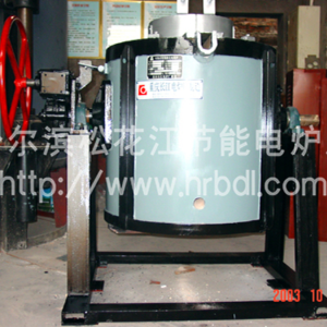 倾斜式坩埚熔铝炉